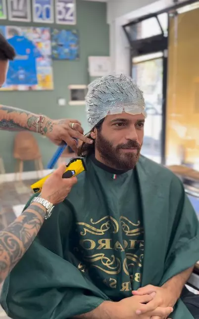 can-yaman-schimbare-radicala-look-barba-rasa (6)