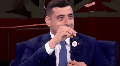 Cât costă ceasul 100% românesc, în ediție limitată, purtat de George Simion. Ce semnificație are accesoriul