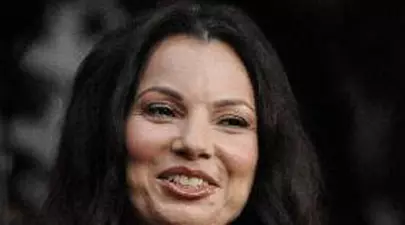 „Dădaca” Fran Drescher îşi face ziua cu Măruţă