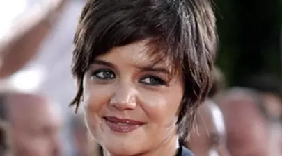 Katie Holmes a debutat pe Broadway