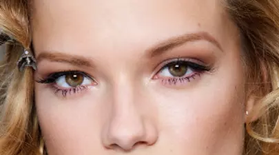 Tendinţe Make-up 2010 cu Mirela Vescan
