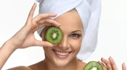 Cum să îţi prepari măşti naturale în funcţie de ten