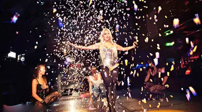 Anda Adam e gata să-i uimească pe libanezi în cadrul NRJ Music Tour