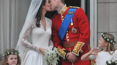 Un an de la nunta regală. Prinţul William şi Kate, în atenţia presei mai mult ca niciodată