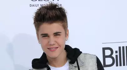 Justin Bieber ia lecţii de box de la Mike Tyson!