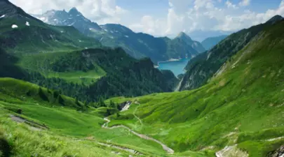 Călătorii: Piatra Craiului, oaza ta de linişte şi sănătate