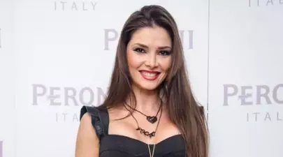 Alina Puşcaş, o balerină rock. Îţi place rochia ei?