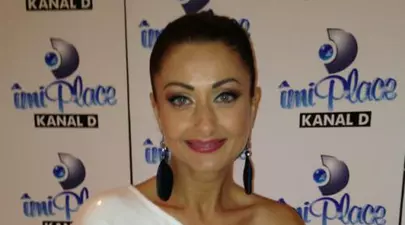 Gabriela Cristea, sexy în alb. Uite ce bine arată!