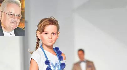Ce-i mai place Irinucăi să facă pe modelul! I-a ţinut companie Alexandra Mazăre, nepoata primarului Constanţei