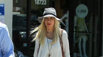 Tori Spelling, dietă drastică pentru a-şi recuceri soţul. A ajuns piele şi os!