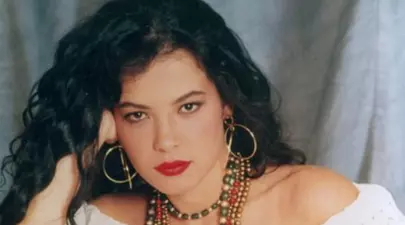 Ţi-o mai aminteşti pe „Kassandra”? Vezi cum arată, la 41 de ani, Coraima Torres