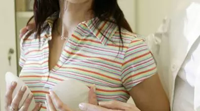 Vrei să-ți faci operație estetică la sâni? Află care e procedura şi cât durează procedura