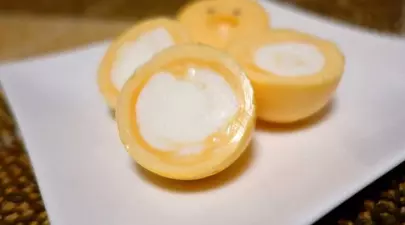 Cum să faci un ou fiert întors pe dos! Trucul incredibil al unui bucătar japonez | Video