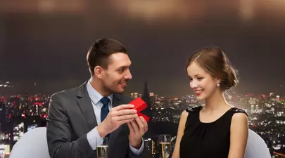 4 întrebări pe care să i le pui înainte să aveți o relație serioasă