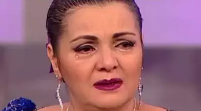 Catanga, în hohote de plâns la TV. Singurul ei fiu i-a dat o veste şoc: „Îmi este foarte greu”