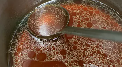 Supa de oase, buna pentru intestine si articulatii, împotriva stresului si a celulitei