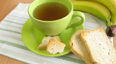 Cel mai bun remediu pentru insomnii recomandat de dr. Oz – ceaiul de banane