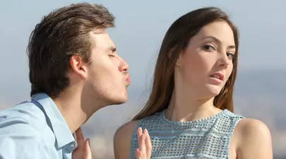 Sfaturi la prima întâlnire pentru femeile introvertite