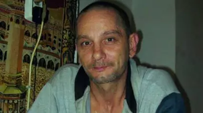 Cutremuratoarea poveste a primului mostenitor al lui Sebastian Papaiani. Traieste într-o saracie lucie
