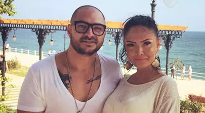 Andreea Mantea are mai mulți tați pentru copil decât a visat. Toți vor să-i crească fiul
