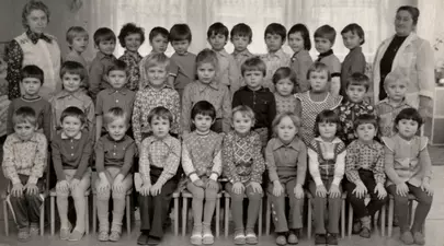 O învațătoare rămâne șocată de ceea ce găsește în dosarul unui elev