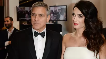 Ce înseamnă să fii vecinul soților Clooney