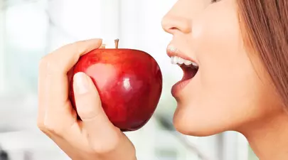 Cum slabim 1 kg pe zi cu mere rase?
