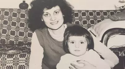 O recunoști? Acum este cea mai îndrăgită prezentatoare TV din România