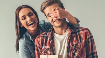 4 idei de cadouri practice pe care orice bărbat le apreciază