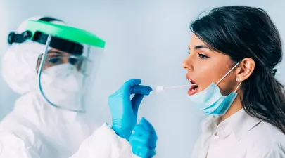 Medic: Profilul pacientului cu COVID-19 s-a schimbat. Formele ușoare ale bolii sunt din ce în ce mai rare