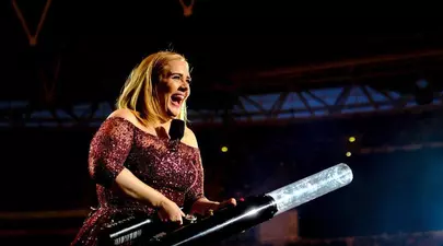 Adele a slăbit 50 de kilograme – cât de sexy arată acum vedeta