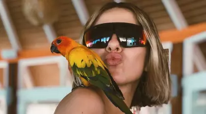 Lidia Buble, în brațele unui miliardar însurat în noaptea dintre ani