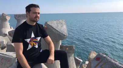 Ce soție frumoasă are Laurențiu Duță! Cei doi ai împlinit 15 ani de căsnicie