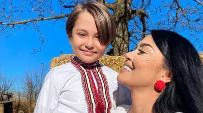 Cum își pedepsește Andreea Mantea băiatul când greșește