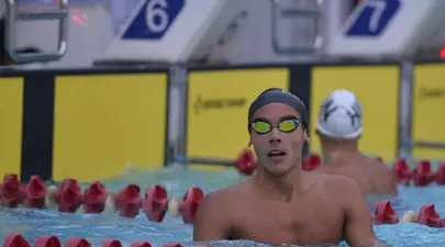 Cine este iubita lui David Popovici, dublu campion mondial la natație