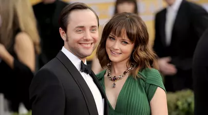 Actorii Alexis Bledel și Vincent Kartheiser divorțează după 8 ani de căsnicie