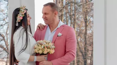 Alin Oprea și Medana s-au căsătorit în secret: „V-o prezint cu mare onoare și încântare pe frumoasa mea soție”. Primele imagini
