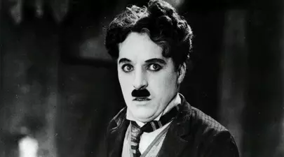 Tragica dispariție a lui Charlie Chaplin. A murit pe 25 decembrie, iar trupul său a fost furat și îngropat într-un lan de porumb