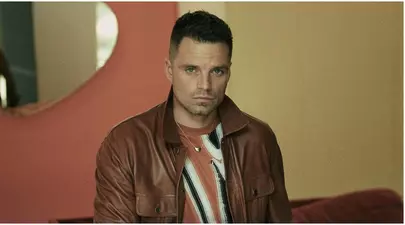 Cine e Sebastian Stan, actorul român nominalizat la Globurile de Aur 2023. „Am lucrat la cinema în New York. Vindeam popcorn”