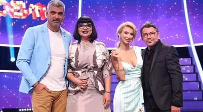 Ce au în comun concurenții de la „Te cunosc de undeva!” cu actorii din seria „Wednesday”