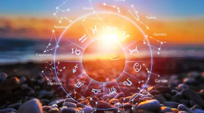 Horoscop luna august 2023. Leii, printre cei mai norocoși nativi. Probleme la locul de muncă pentru Vărsători