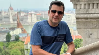 Fosta soție a lui Cove, Maria Movileanu, s-a mutat cu fiul lor în Spania. Ce relație are actorul cu Bogdan: „E greu”