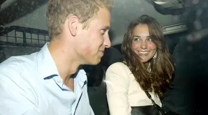 Cum s-au cunoscut, de fapt, Prințul William și Kate Middleton. Imagini de colecție din tinerețea lor. „Ne-am distrat foarte tare!”