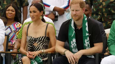 Ce poreclă a primit Meghan Markle după turneul în Nigeria. Ducilor de Sussex li s-a cântat imnul britanic