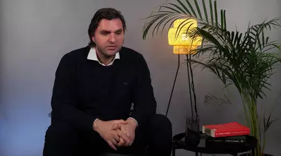 Cum vorbești cu copilul pe înțelesul lui, sfaturile psihologului: „Este greu. Dar e singura soluție pe termen lung” / Exclusiv