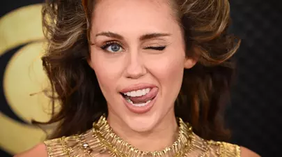 Accesoriul inedit pe care Miley Cyrus îl folosește când face sport: „Îmi amintește de Marilyn Monroe”