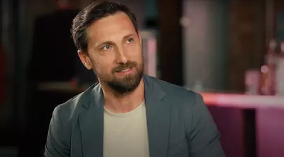 Dani Oțil, dezvăluiri spumoase despre nunta Deliei. Prezentatorul s-a plâns de foame la mama artistei. Ce a făcut Mihai Bobonete la eveniment: „O chestie wow”