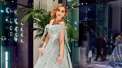 Iulia Vântur, cu un colier spectaculos, de peste 200 de carate, la un eveniment din Abu Dhabi: „M-am simțit ca o regină”