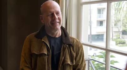 Cum arată Bruce Willis, la doi ani de la diagnosticul de demență. Actorul a sărbătorit Ziua Recunoștinței cu fiicele sale
