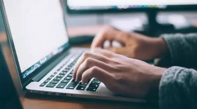 Ce joburi au căutat românii la începutul anului: aproape 140.000 de căutări au fost efectuate pentru jobul de șofer, 88.000 pentru cele de inginer, 60.000 pentru asistent medical și 58.000 pentru contabil. Scade interesul pentru joburile remote